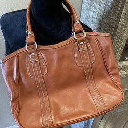 Nordstrom Genuine Leather Womens Purse 