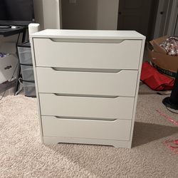 White 4 Drawer Dresser
