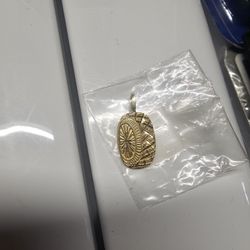 Gold Tire Pendant 