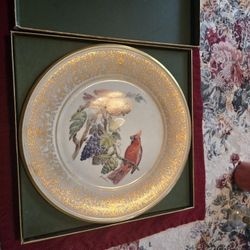 Lenox Limited Edition Cardinal 1976  Design Collector's Plate 