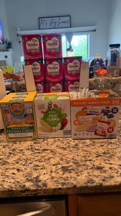 Similac Soy Isomil Infant Formula, Earth's Best Organic Cereal and Baby Snack Bundle