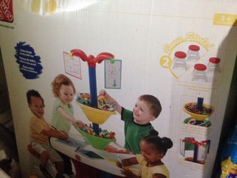 Brand New Step 2 Art Table