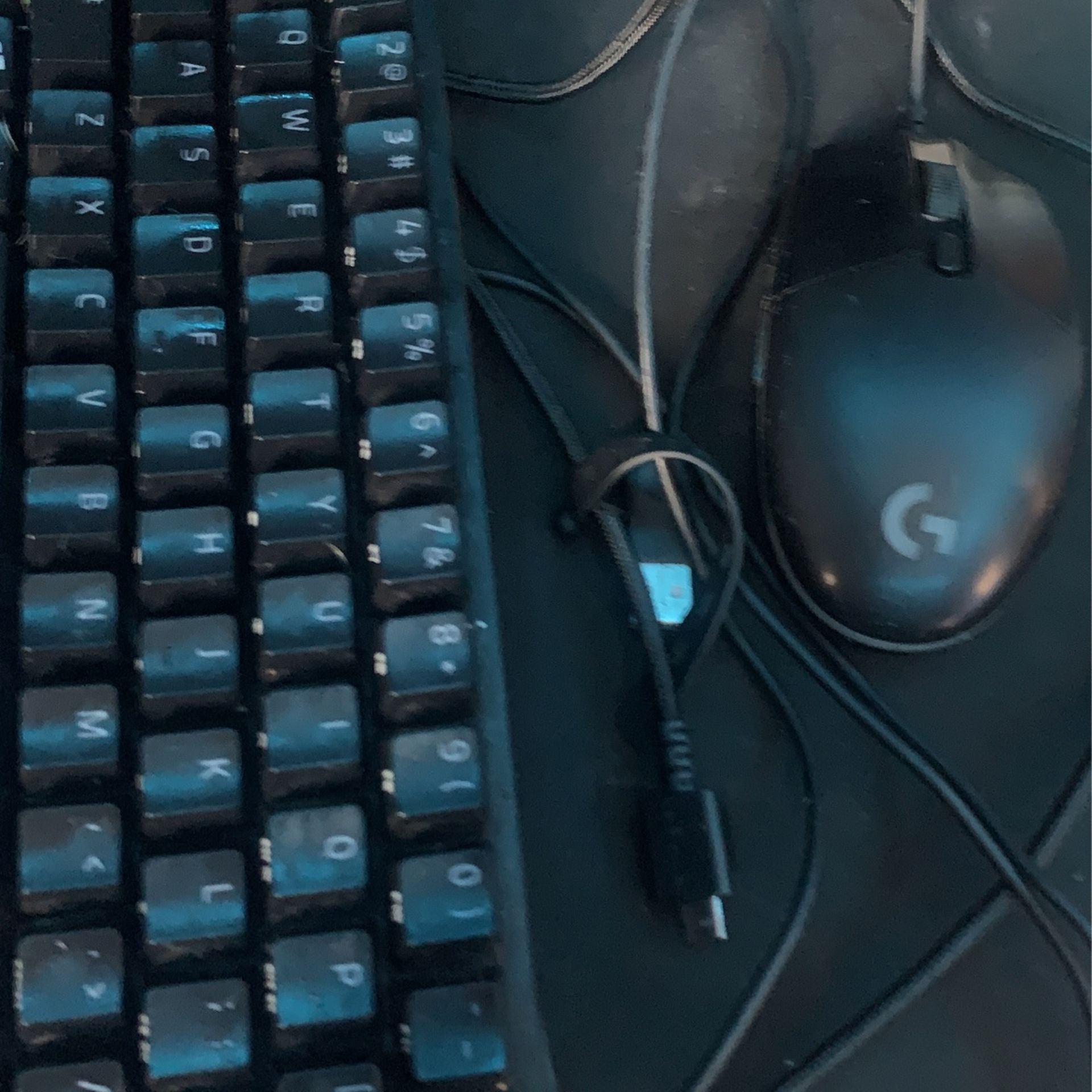 60%keyboard And Logitech G203