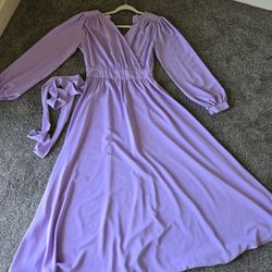 Lilac dress with a smell at the top