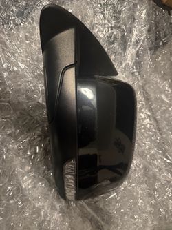 Black Dodge Durango 2011-2021 side mirror driver side LEFT