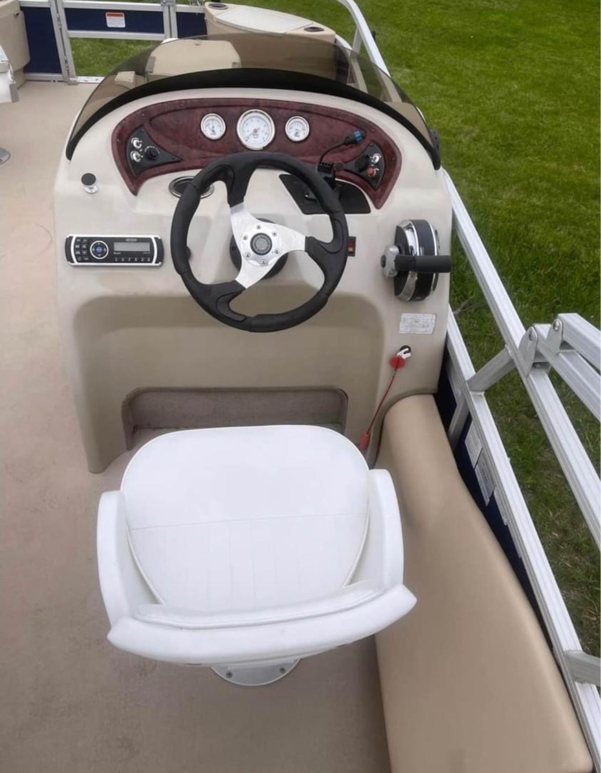 Pontoon