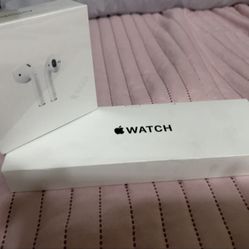 New Apple Watch SE (Gen 2) 40mm midnight with Apple AirPods