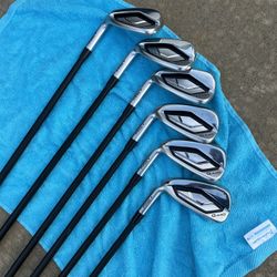 Left handed Ping G 440 Irons New Condition Graphite Shafts (Alta Blue Reg) 6-U (6 Clubs)