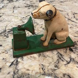 RCA KIPPER DOG CAST IRON Antique
