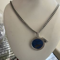 memory  picture pendant & chain