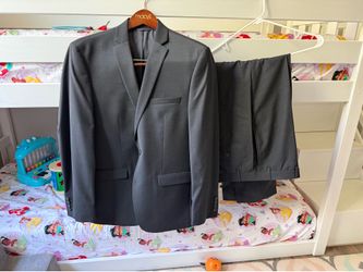 Men’s Bar III Dark Grey suit
