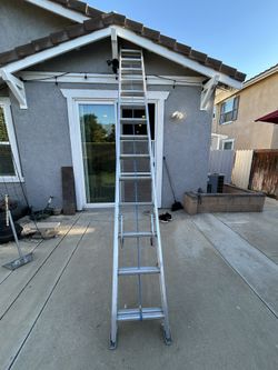 Werner 28 feet Aluminum Extension Ladder
