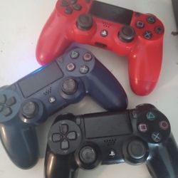 Wireless PS4 Controllers