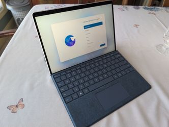 Microsoft Surface Pro 9 16GB i7