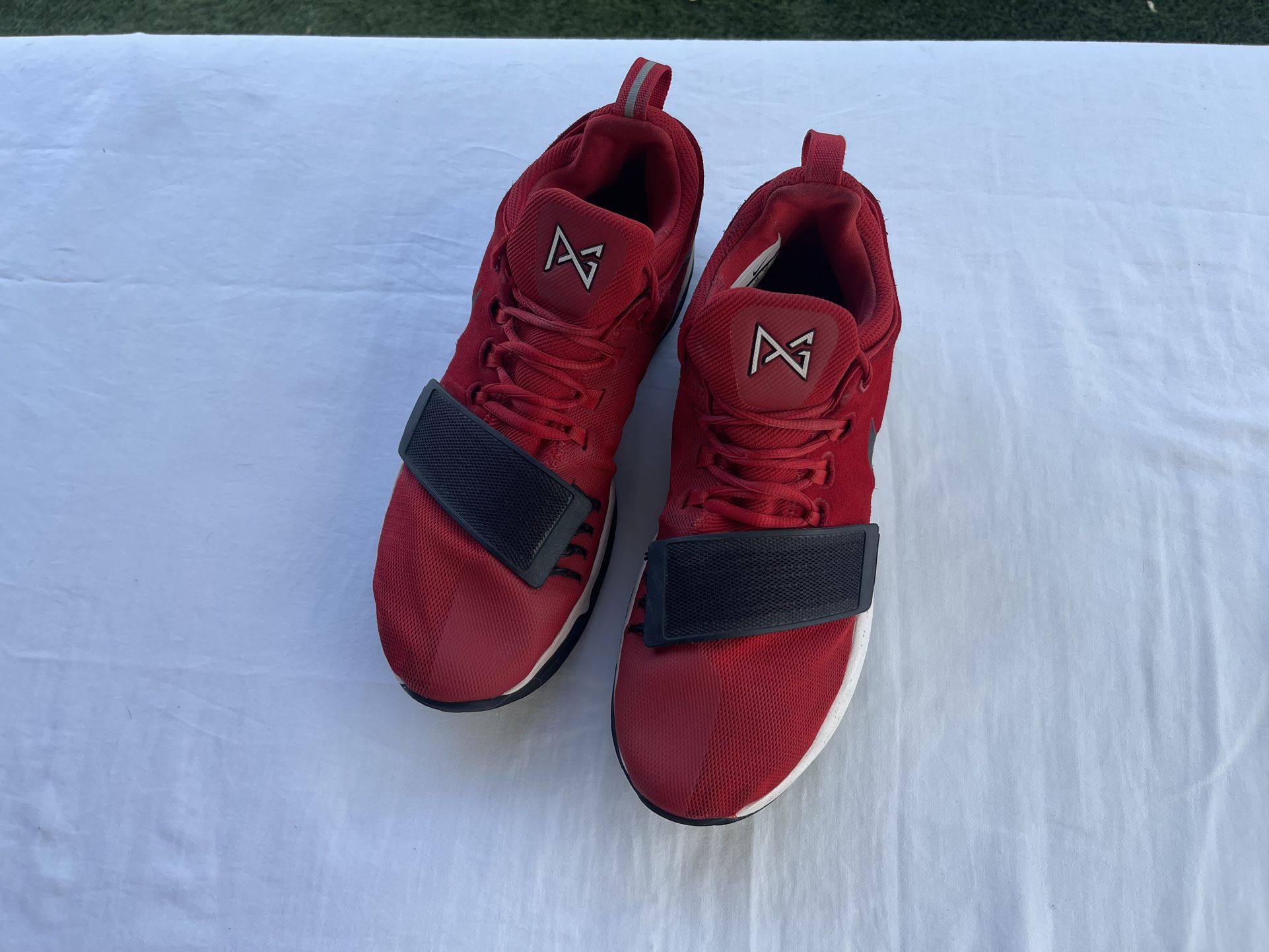 Nike PG1 Paul George University Red Mens Size 12 Basketball Shoes