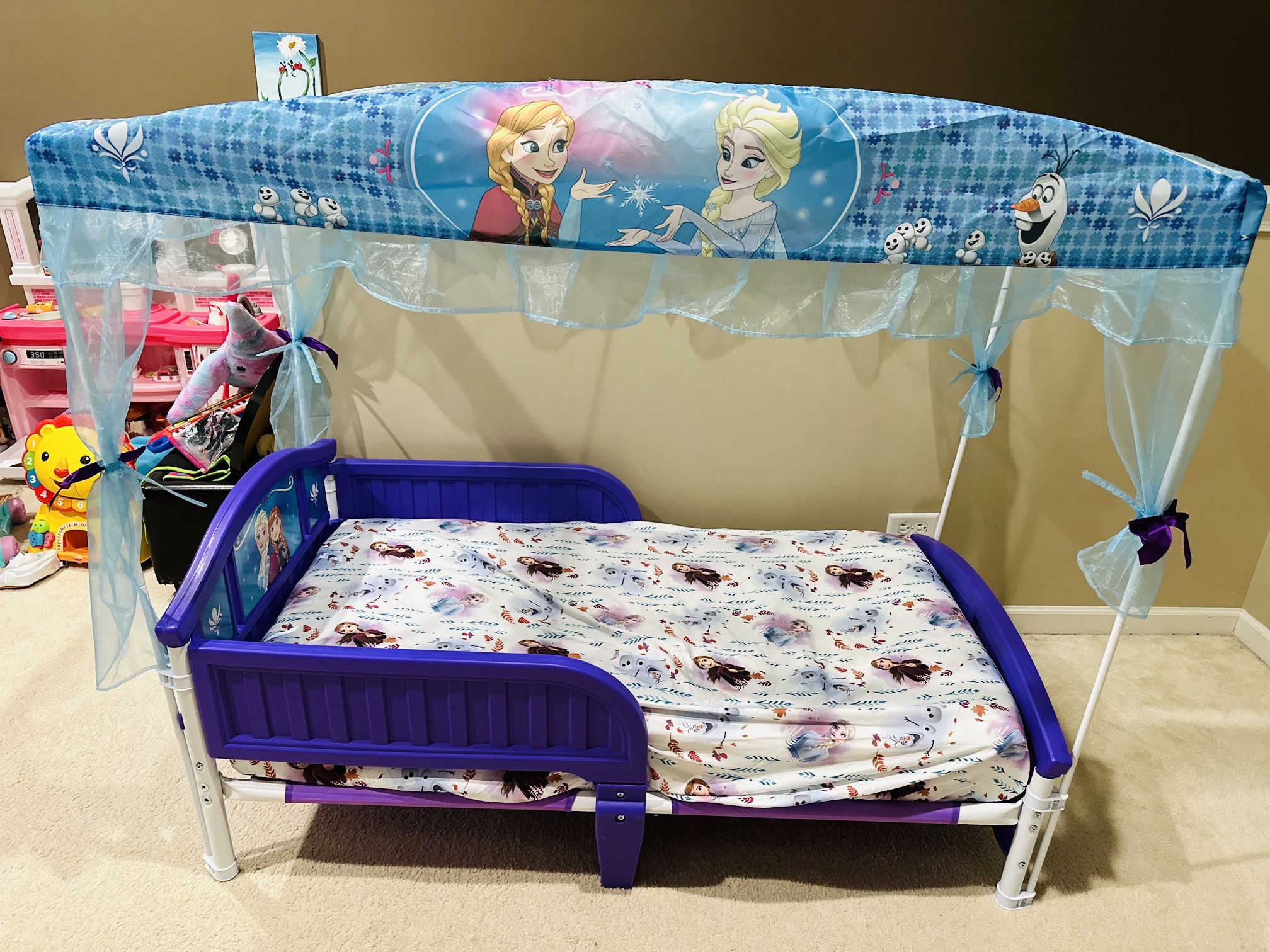 Toddler Elsa Bed With Matrress New