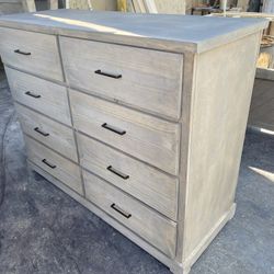 New 8 Drawer Dresser 
