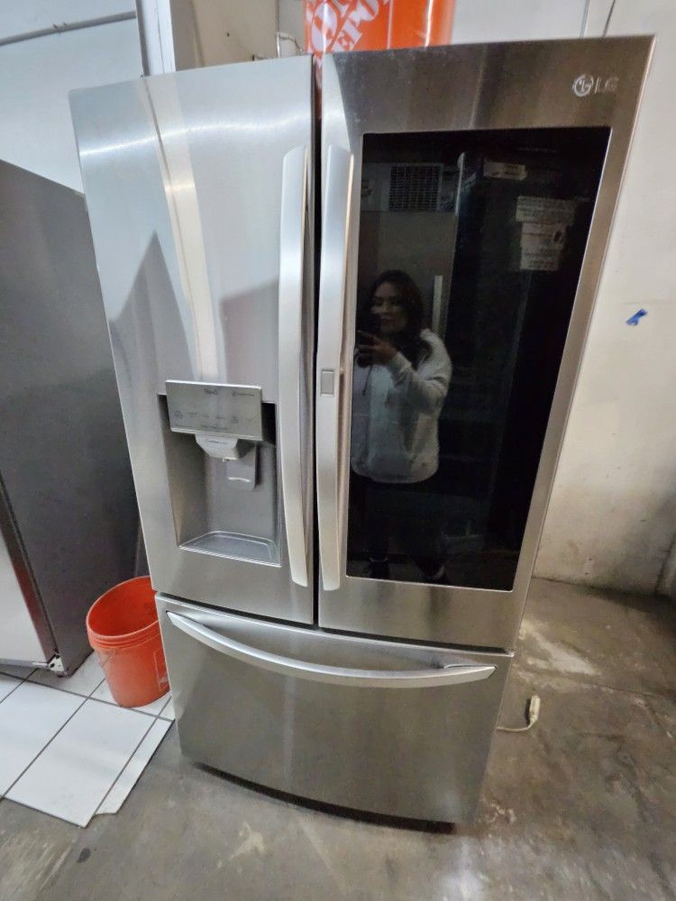 LG FRENCH DOOR STAINLESS STEEL REFRIGERATOR 