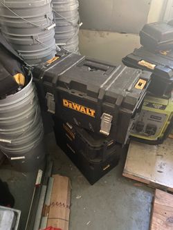 Dewalt tool boxes