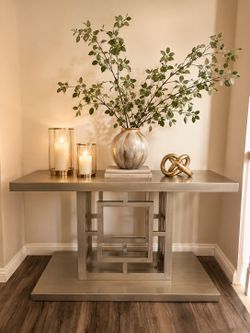 Like-New Modern Geometric Console Table / Entryway Table / Accent Table