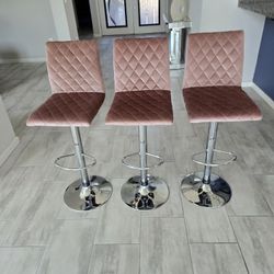 Pedestal Bar Stools