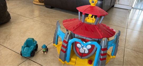 Paw patrol Dino HQ!