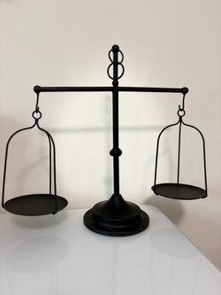 Black Metal Decorative Balance Scale