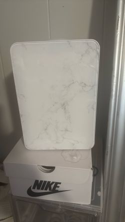 Mini Marble Fridge 
