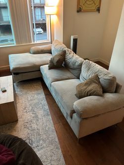 Sectional couch