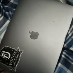 MacBook