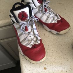 Size 12 JORDANS 30$