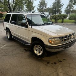 1998 Ford Explorer