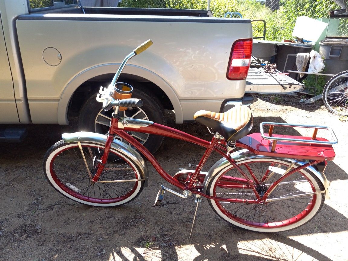 HUFFY CHAMPION 26 INCH WHEELS ADULTS BEACH CRUISER BIKE