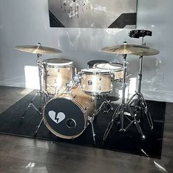 Gretsch Catalina Club 4pc Kit - Champagne Sparkle