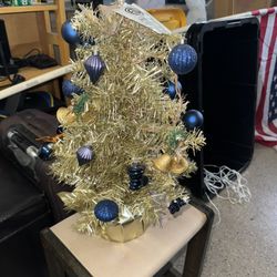 Brand New Light Up Small Size Christmas Holiday Tree 