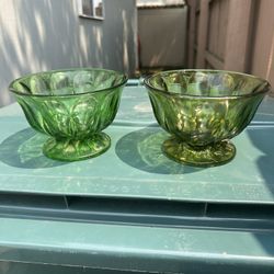 Vintage Emerald Green Glass Paneled Compote/Candy Dish Footed 4"x6" Grannycore