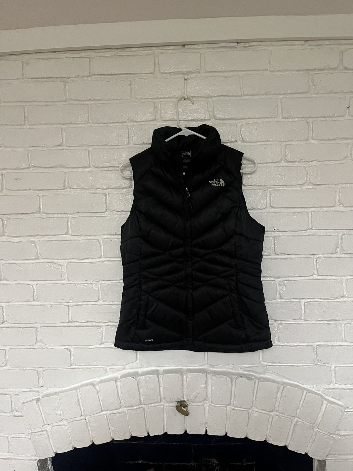Women’s The North Face Puffer Best