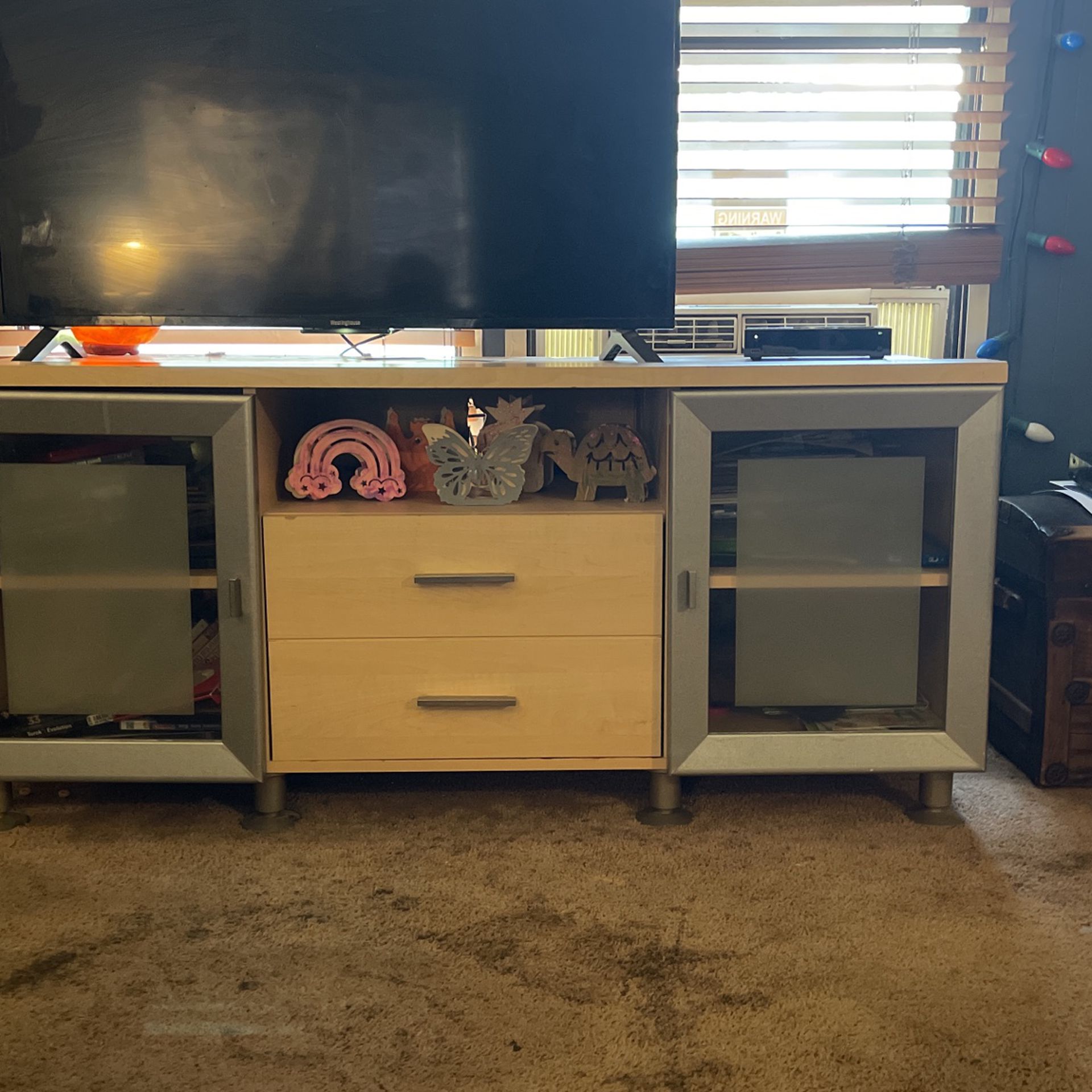 Tv Stand And Cabinet 