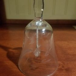 Princess House Crystal Heritage Handblown Dinner Bell 495