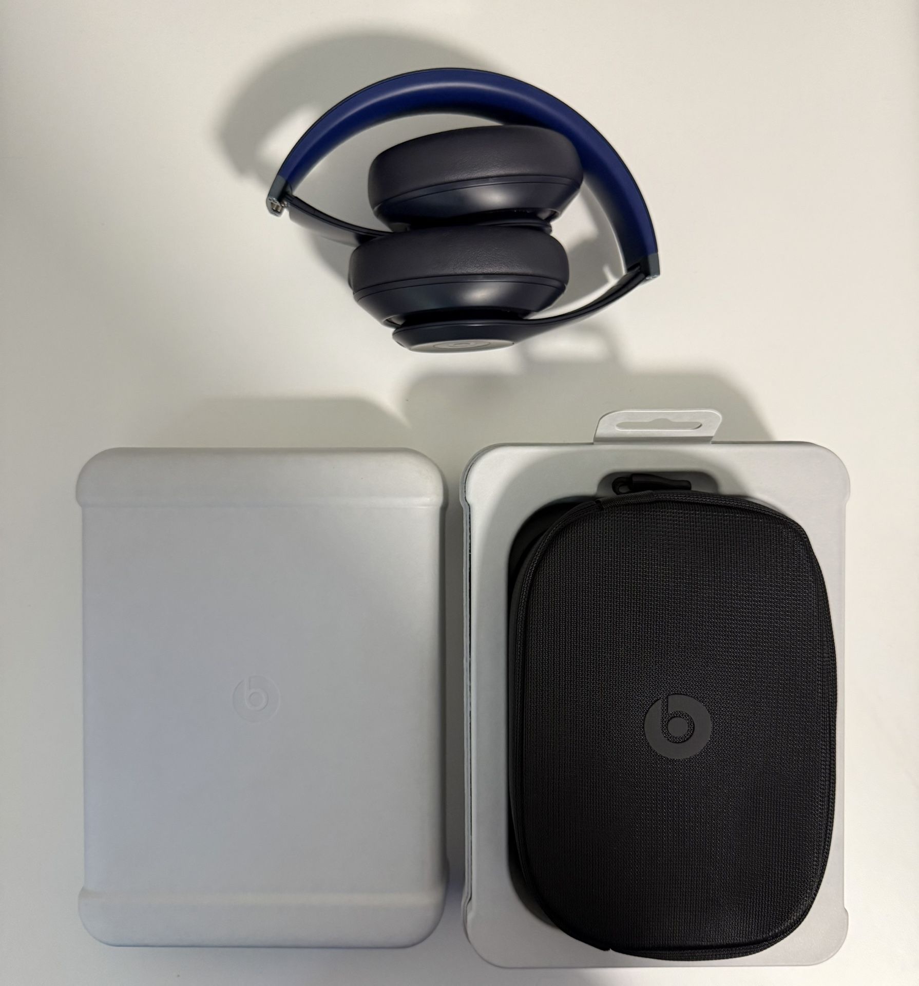 Beats Studio Pro Navy