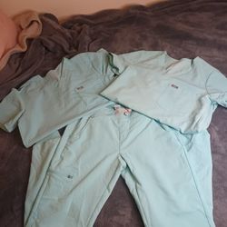 Figs Set Mint Green 3 Pieces Sm Joggers Sm Top XS Top EUC 