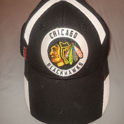 Men's Size Small /medium,  Adidas Chicago Blackhawks Hat 