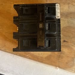 Eaton 100 Amp 3 Pole 240 Volt Breaker
