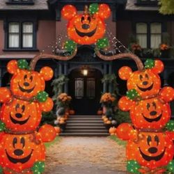 New & Closed Box Disney Pumpkin Arch  