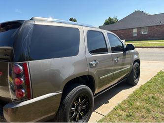 2013 GMC Yukon Denali