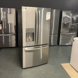 GE 33”(Width) French Door Refrigerator Bottom Freezer‼️