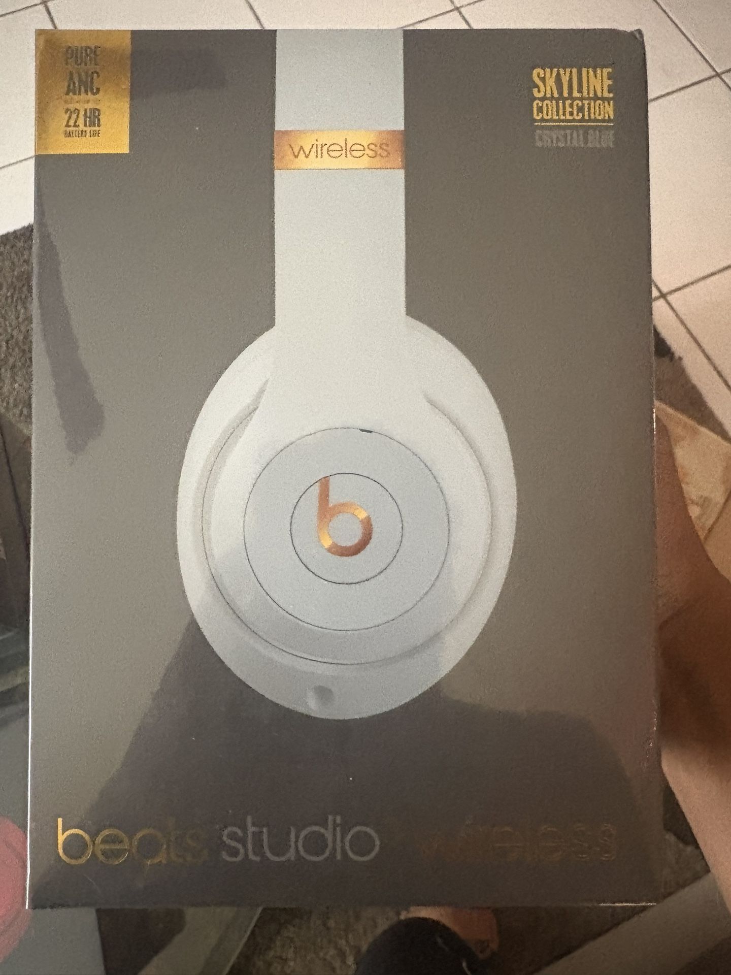 beats by dre skyline collection crystal blue