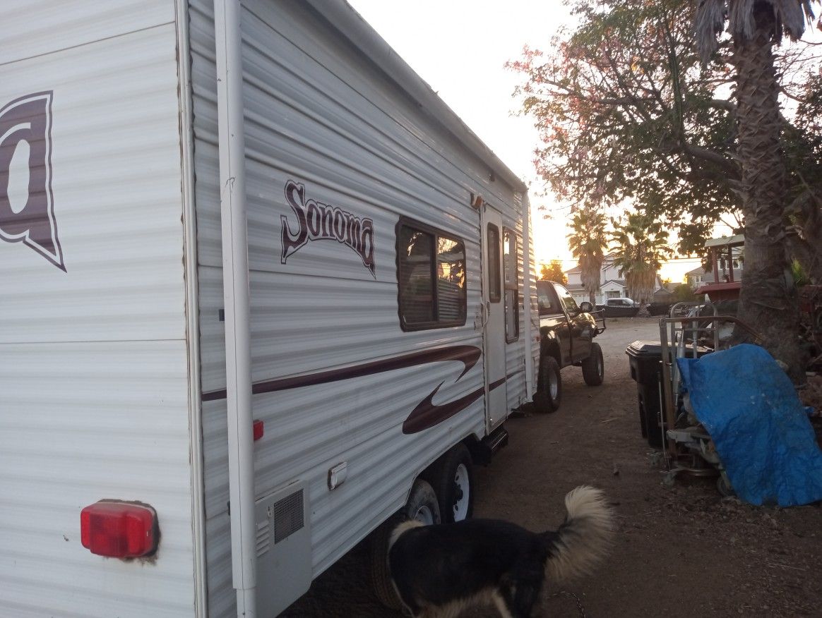 2004 Camping Trailer