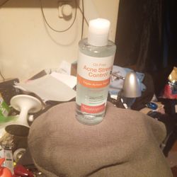 Neutrogena Acne Stress Control