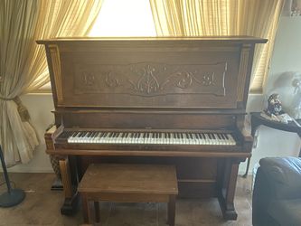 Trade Valley Gem Mark Grand Piano